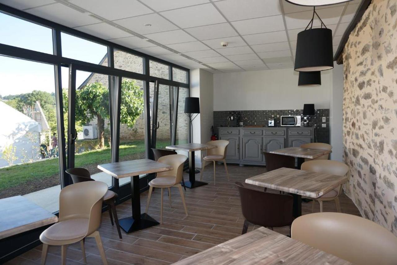 The Originals Relais Hotel Saint-Roch Salzuit エクステリア 写真